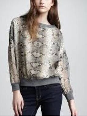 Elizabeth and James Sheer Silk Python Snake  Print Pullover Top Women’s Medium